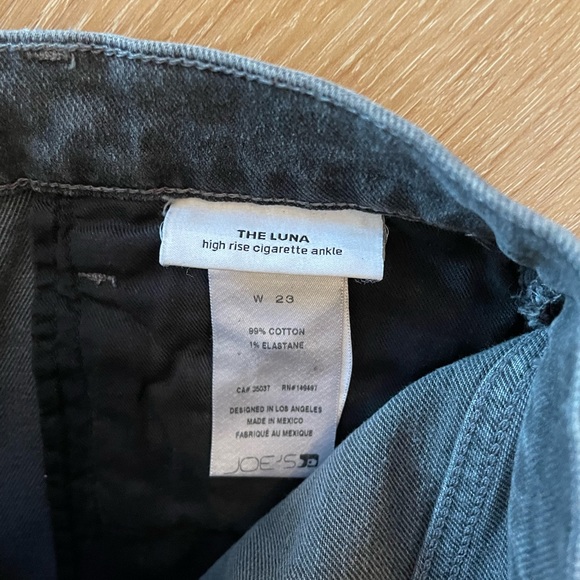 Joe Jeans - The Luna. High Rise Cigarette Ankle. Colour: Ravel. Size 23 - Picture 5 of 9